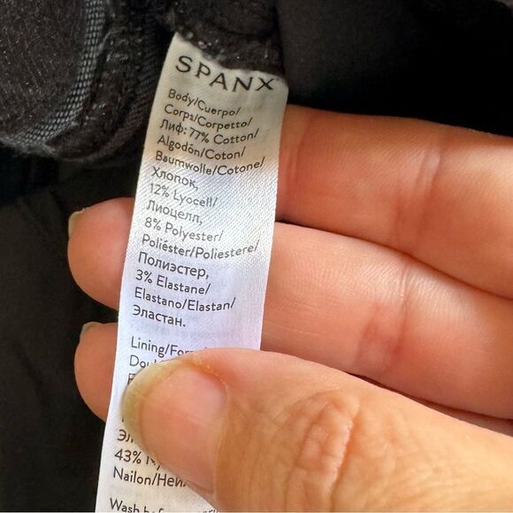 Spanx Released Hem Distressed High Rise Skinny Fit Denim Pants - Picture 7 of 7